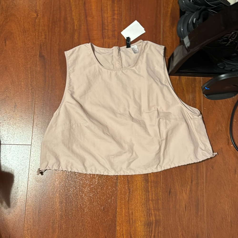 Brand new never worn before h&m top